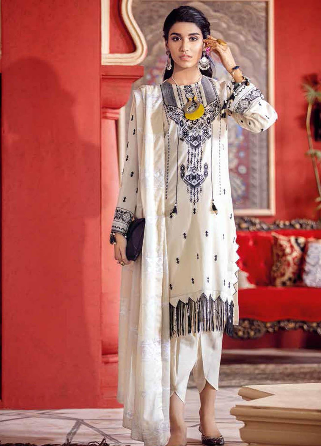Gul Ahmed Embroidered Lawn Suits Unstitched 3 Piece GA21BL FE320 - Summer Collection