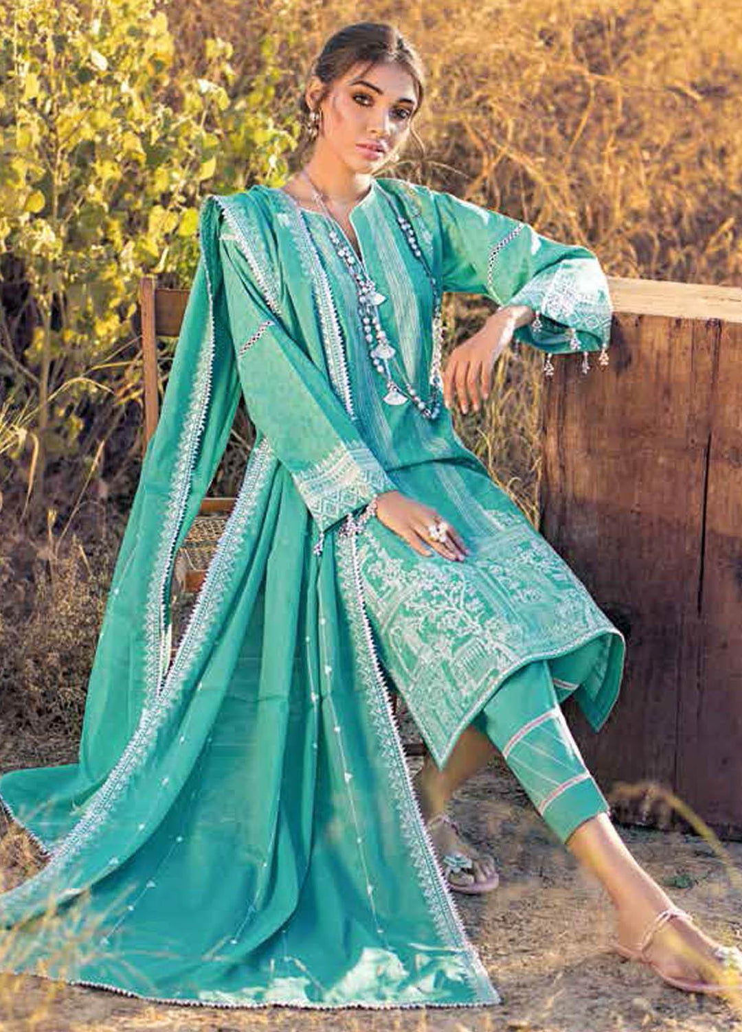 Gul Ahmed Embroidered Lawn Suits Unstitched 3 Piece GA21BL FS19 - Summer Collection
