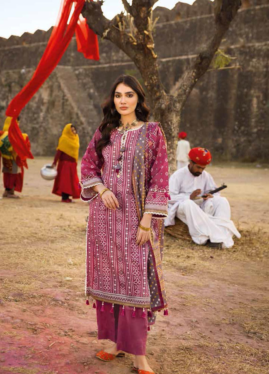 Gul Ahmed Printed Lawn Suits Unstitched 3 Piece GA22CHL CL-22049 B - Summer Lawn Collection