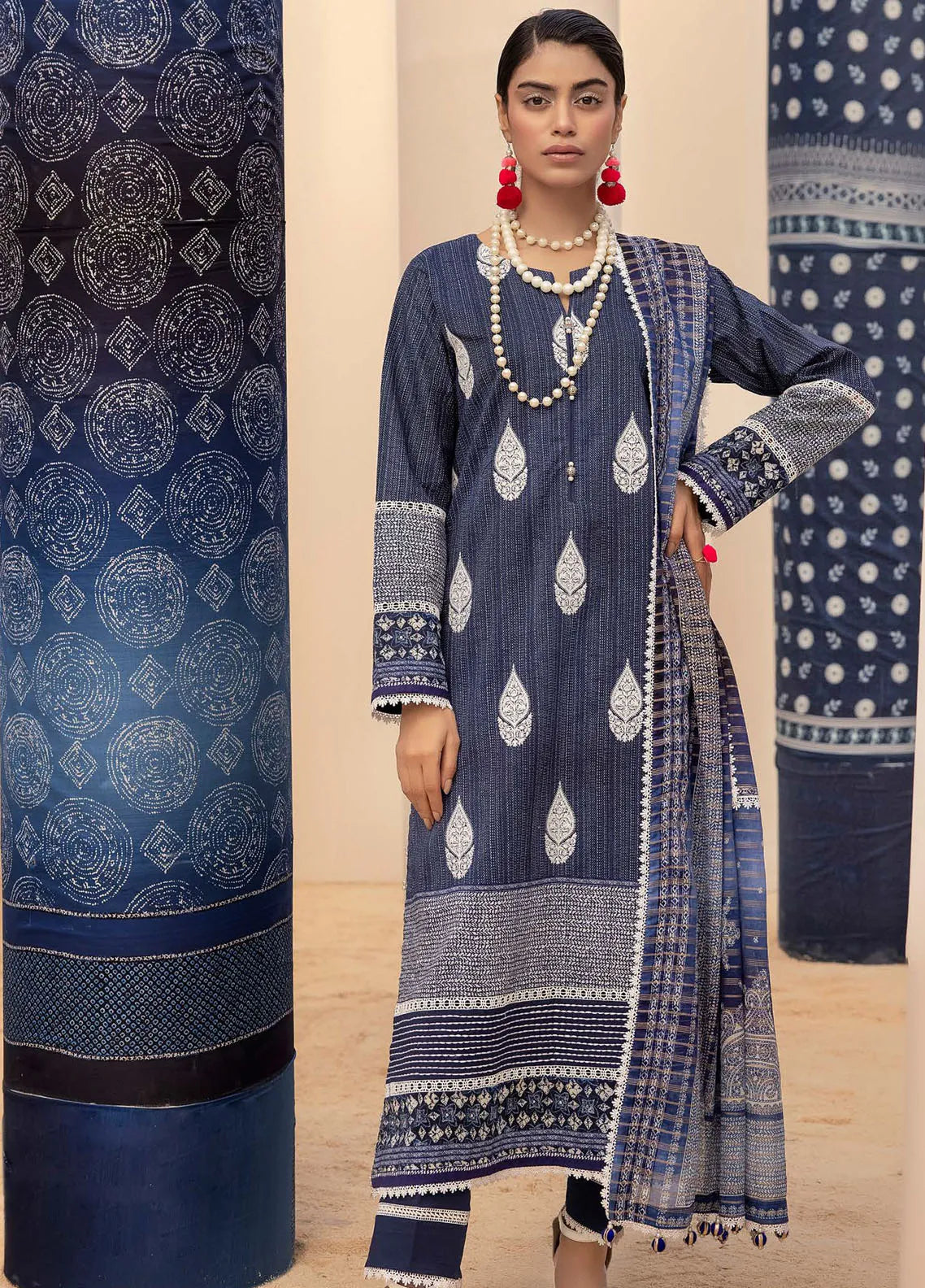Gul Ahmed Embroidered Lawn Suits Unstitched 3 Piece GA24SU PC 42010 - Summer Collection