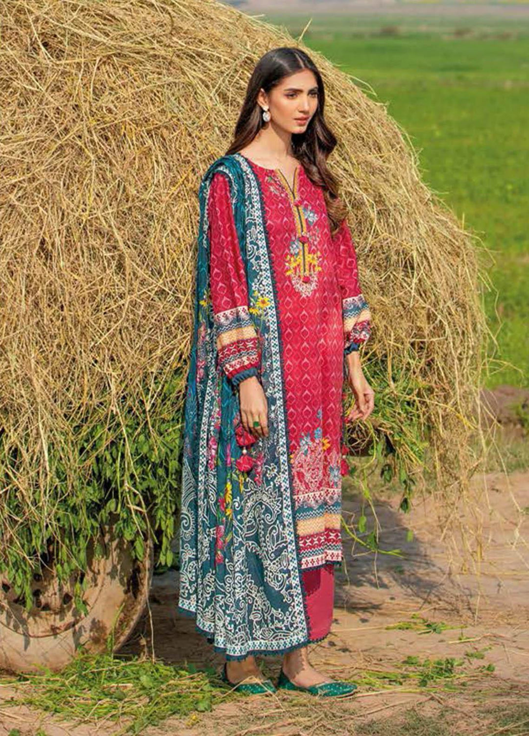 Essential Lawn By Gul Ahmed Printed Lawn Suits Unstitched 3 Piece GA23E CL-32193 - Summer Collection
