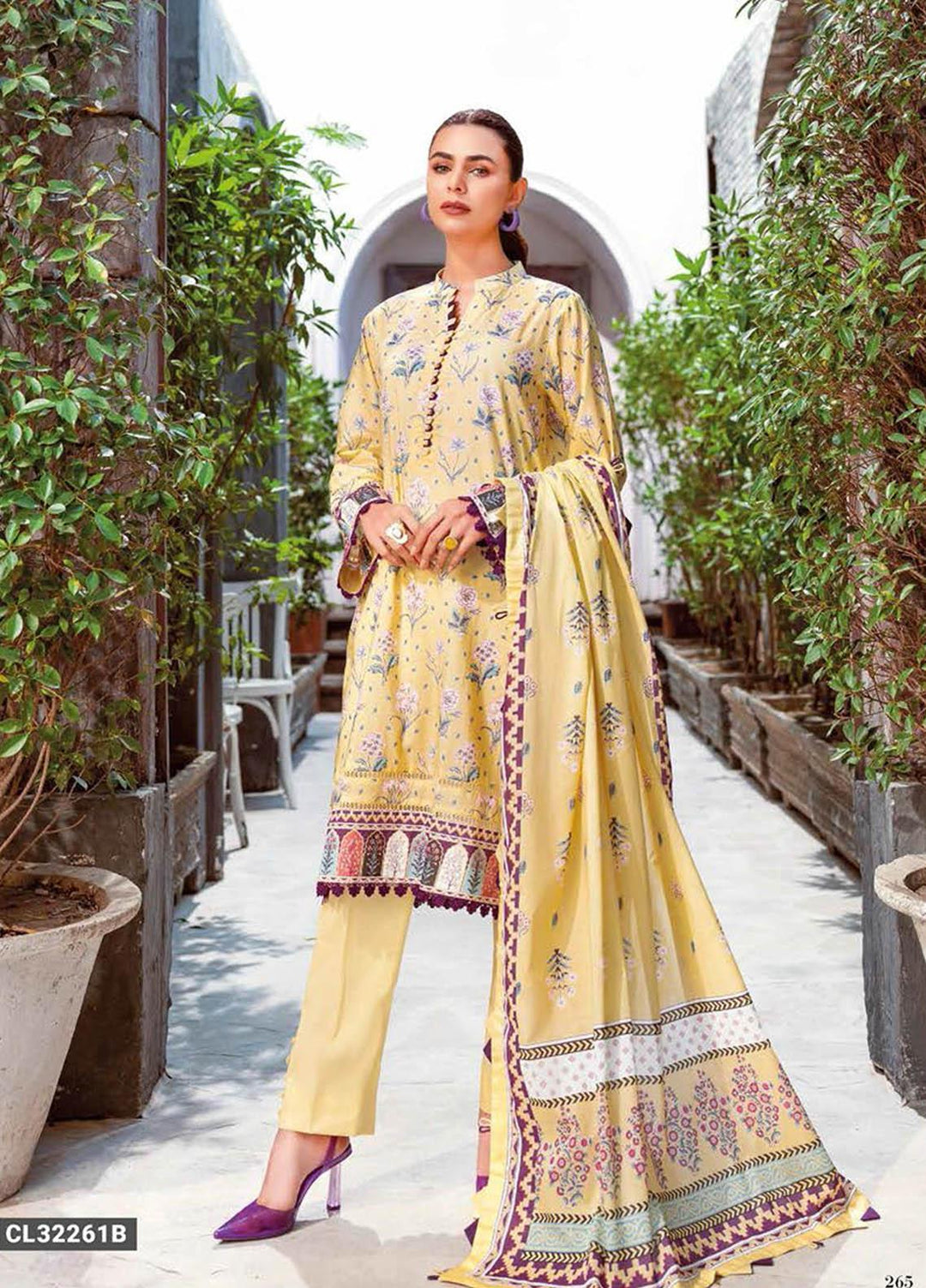 Essential Lawn By Gul Ahmed Printed Lawn Suits Unstitched 3 Piece GA23E CL-32261B - Summer Collection