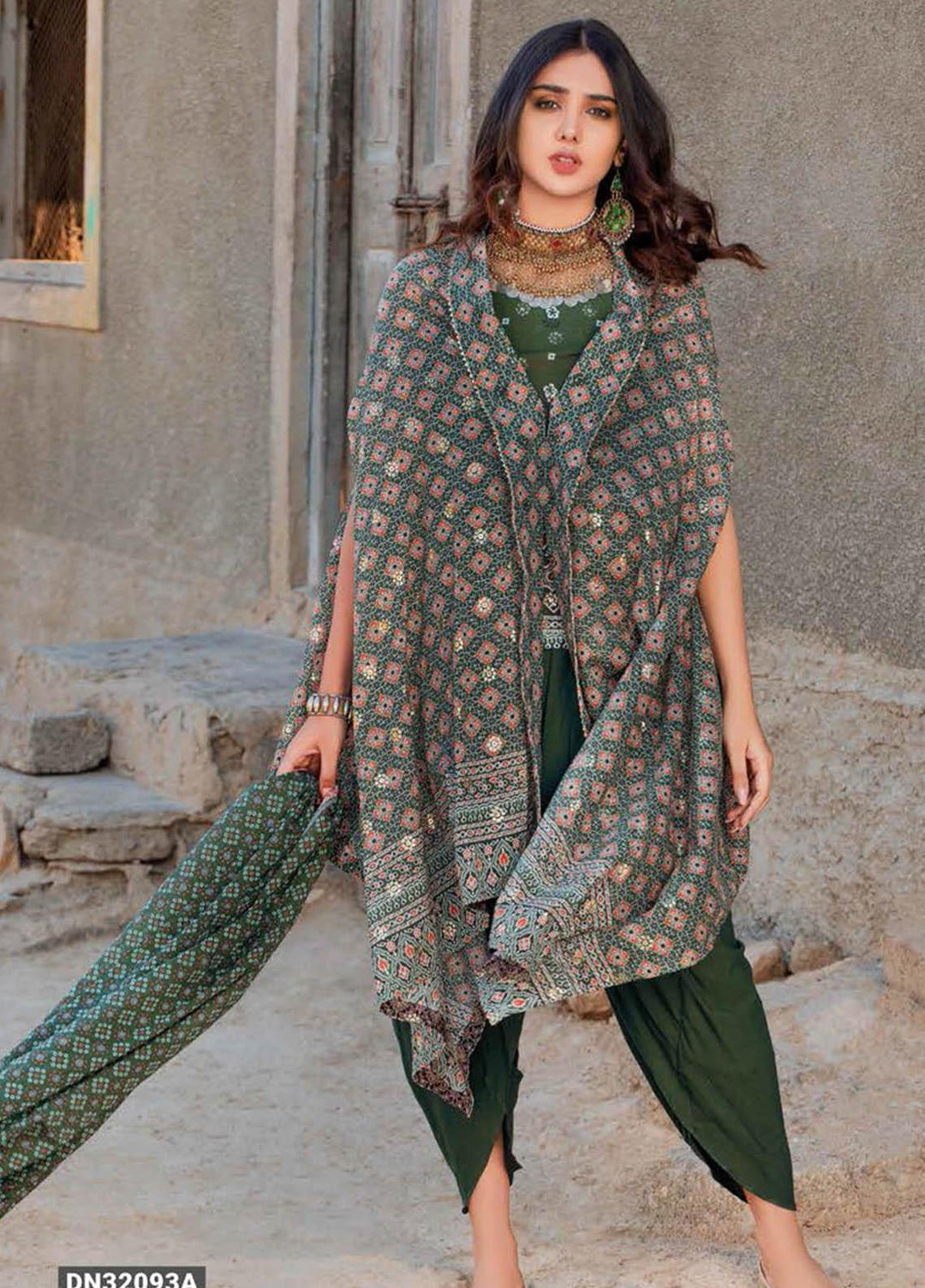Essential Lawn By Gul Ahmed Printed Lawn Suits Unstitched 3 Piece GA23E DN-32093A - Summer Collection