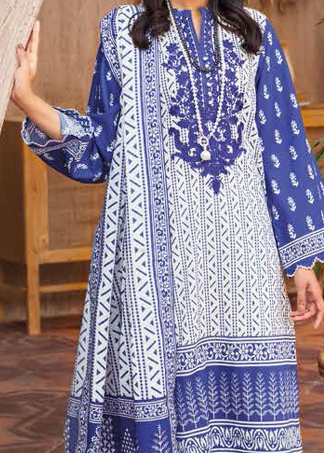 Gul Ahmed Embroidered Lawn Suits Unstitched 3 Piece GA22SB CL-1173 - Summer Collection
