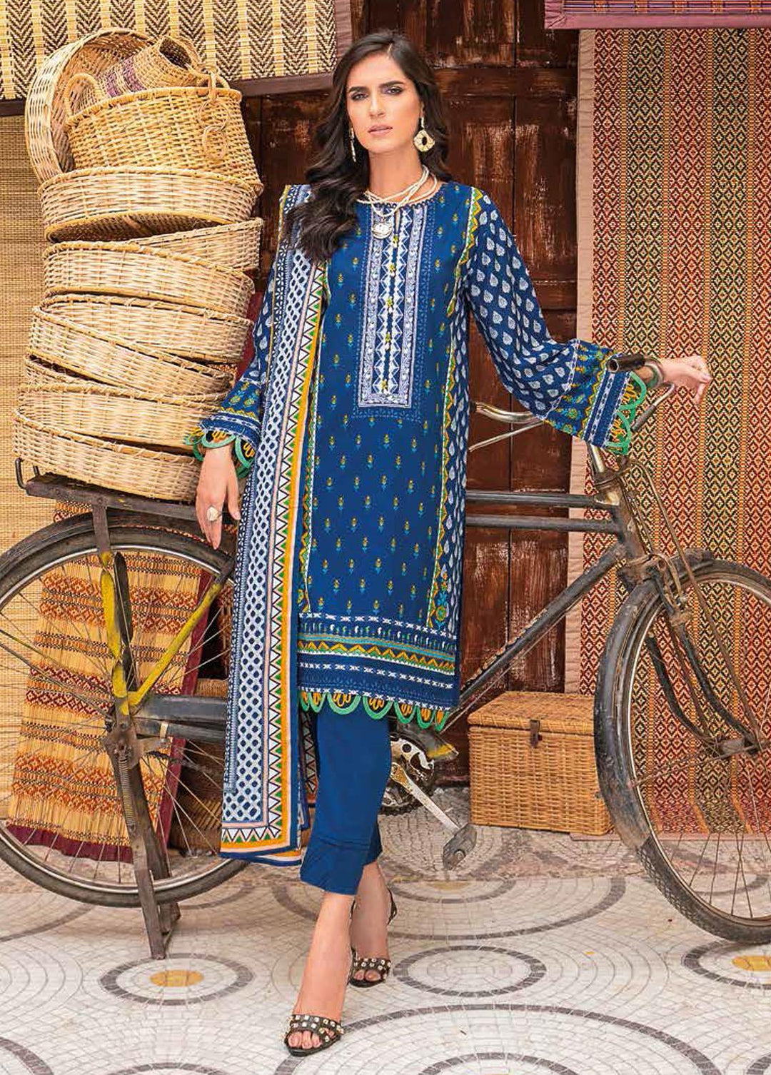 Gul Ahmed Embroidered Lawn Suits Unstitched 3 Piece GA22SB CL-1280 B - Summer Collection