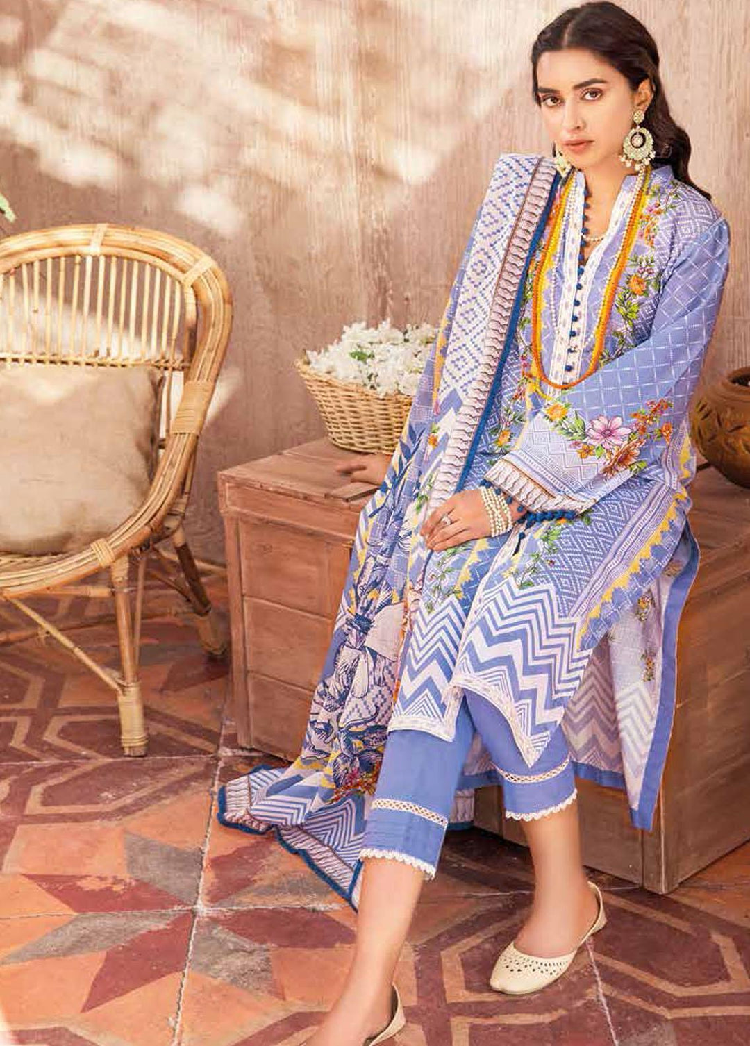 Gul Ahmed Embroidered Lawn Suits Unstitched 3 Piece GA22SB CL-1281 A - Summer Collection