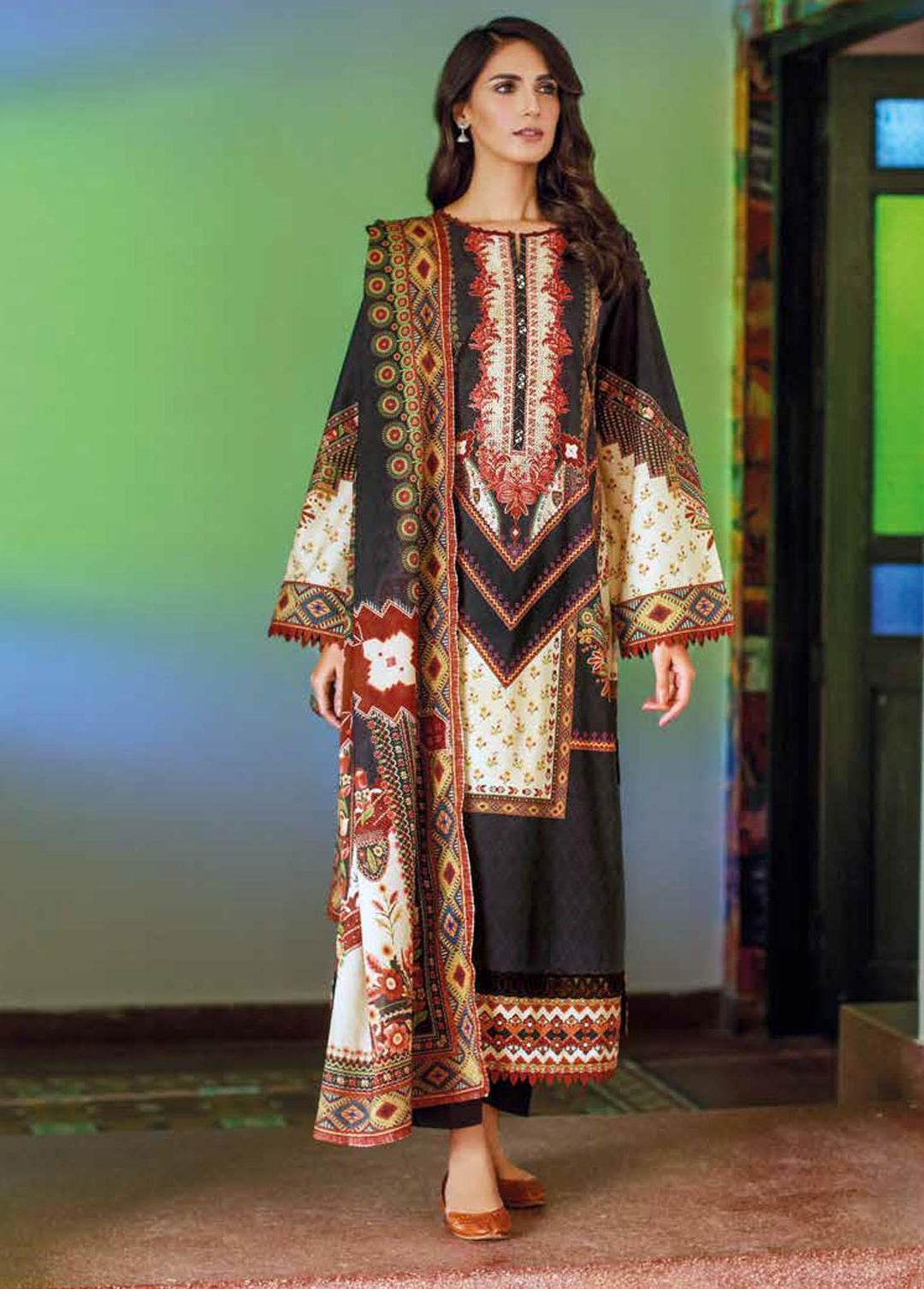 Gul Ahmed Embroidered Lawn Suits Unstitched 3 Piece GA22SB CL-1323 - Summer Collection