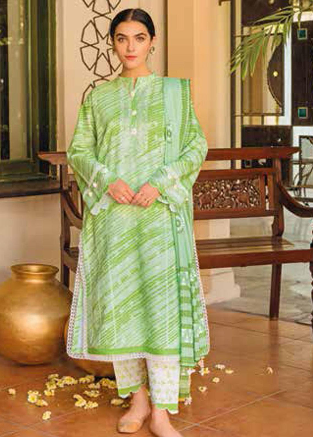 Gul Ahmed Embroidered Lawn Suits Unstitched 3 Piece GA22SB CL-1336 - Summer Collection