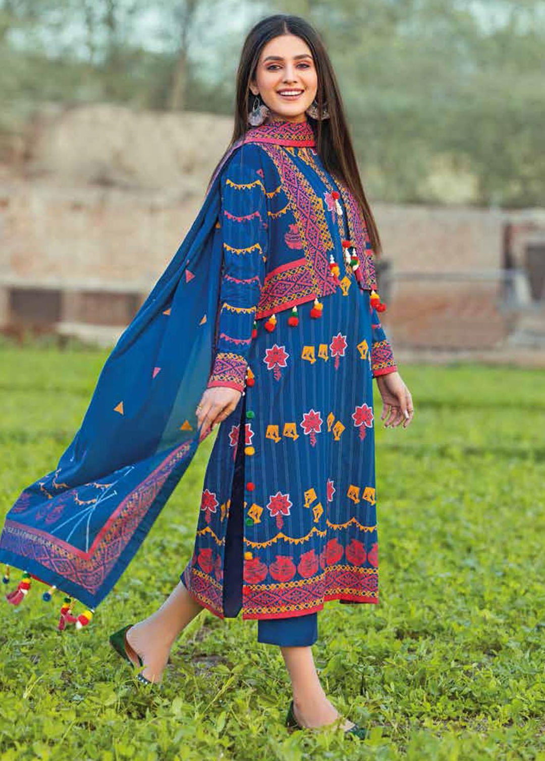 Gul Ahmed Printed Lawn Suits Unstitched 3 Piece GA22SB CL-22014 - Summer Collection