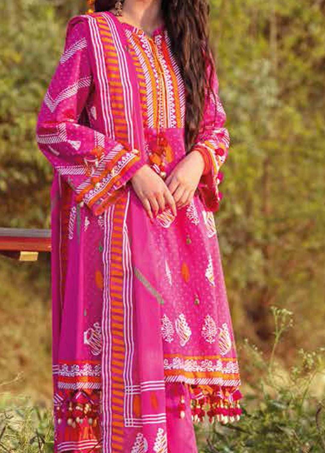 Gul Ahmed Printed Lawn Suits Unstitched 3 Piece GA22SB CL-22016 - Summer Collection