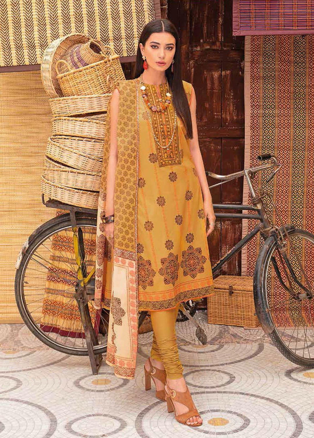Gul Ahmed Embroidered Lawn Suits Unstitched 3 Piece GA22SB CL-22033 - Summer Collection