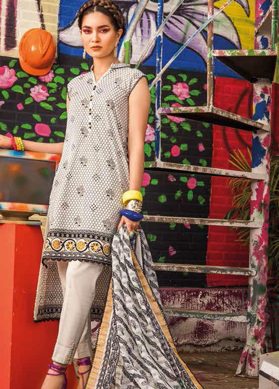 Gul Ahmed Printed Lawn Suits Unstitched 3 Piece GA22SB PK-22002 - Summer Collection
