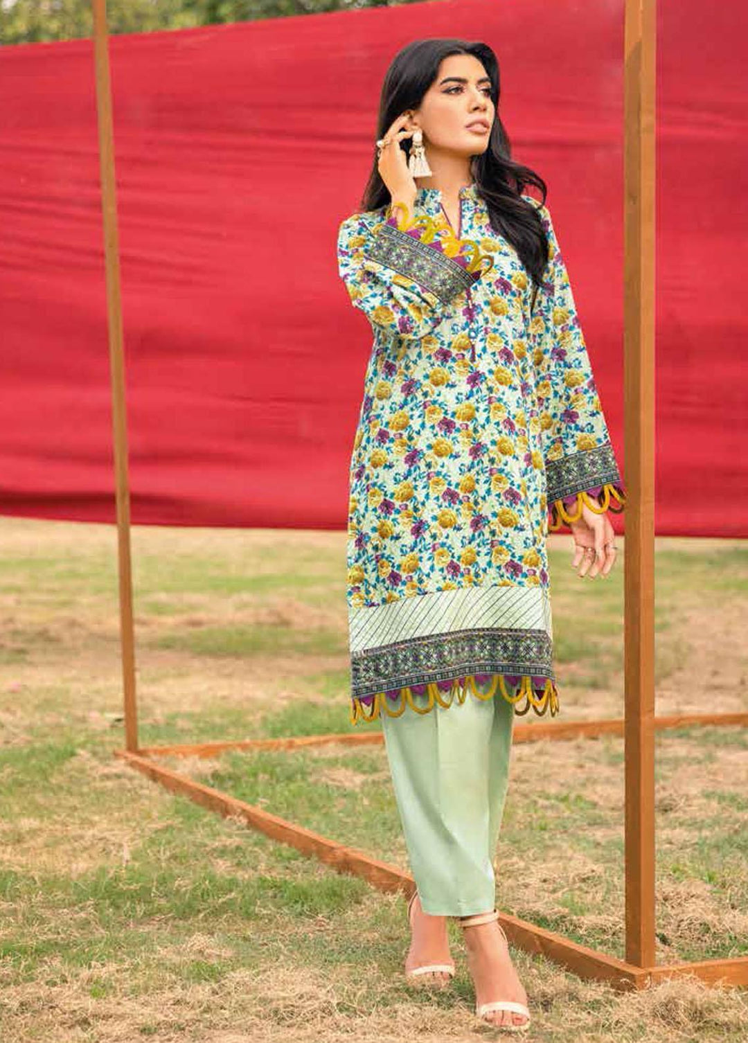 Gul Ahmed Printed Lawn Suits Unstitched 2 Piece GA22SB TL-12001 B - Summer Collection