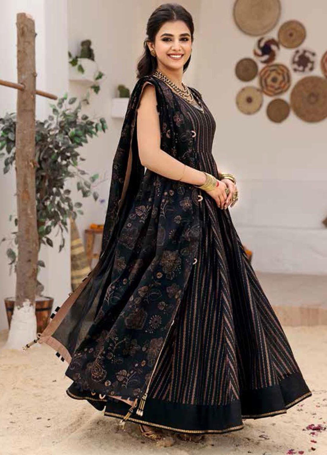 Gul Ahmed Printed Lawn Suits Unstitched 3 Piece GA23F CL-32413 - Festive Collection