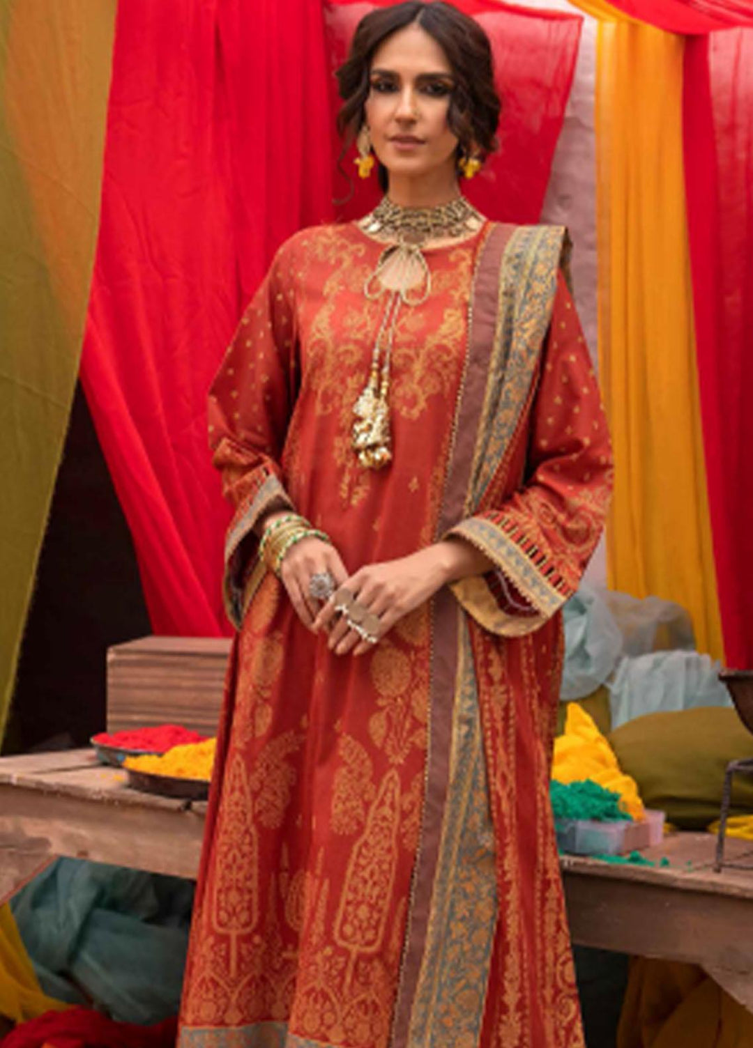Gul Ahmed Printed Lawn Suits Unstitched 3 Piece GA23F CL-32537B - Festive Collection