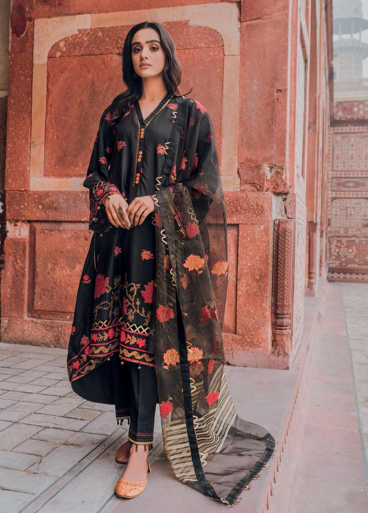 Gul Ahmed Embroidered Lawn Suits Unstitched 3 Piece GA22LF FE22016 - Luxury Eid Collection