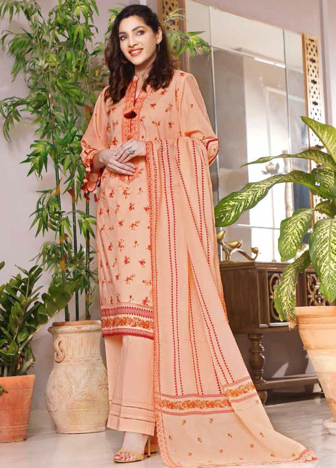 Gul Ahmed Embroidered Lawn Suits Unstitched 3 Piece GA22ML CL-22019 - Summer Collection