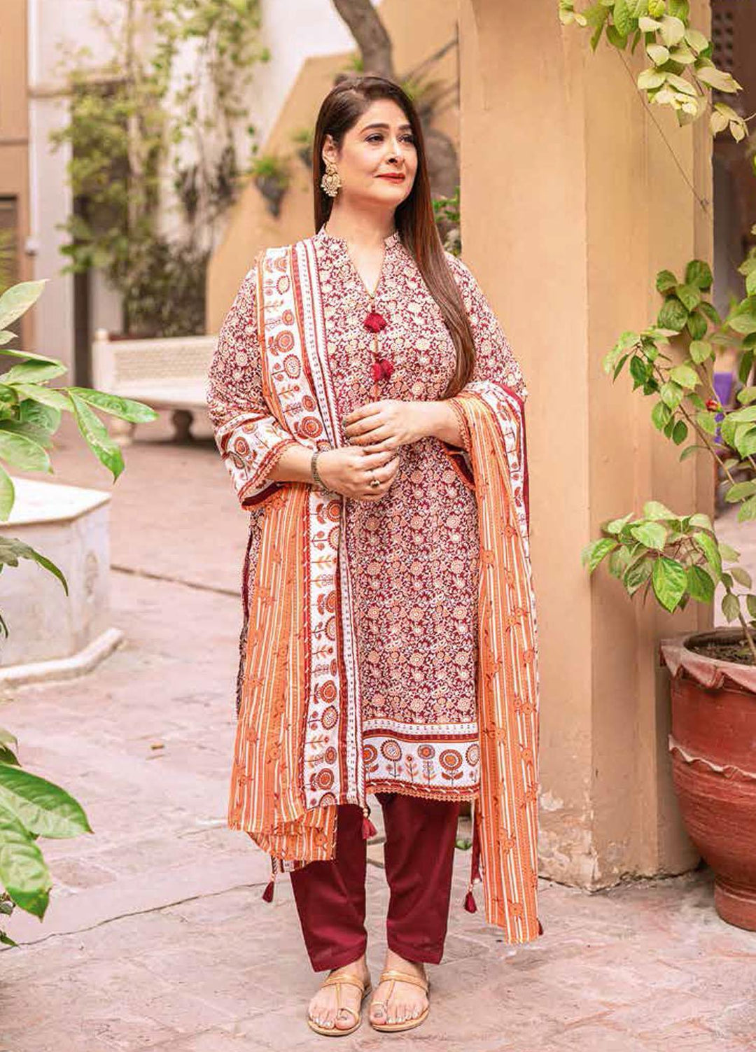 Gul Ahmed Printed Lawn Suits Unstitched 3 Piece GA22ML CL-22105 A - Summer Collection