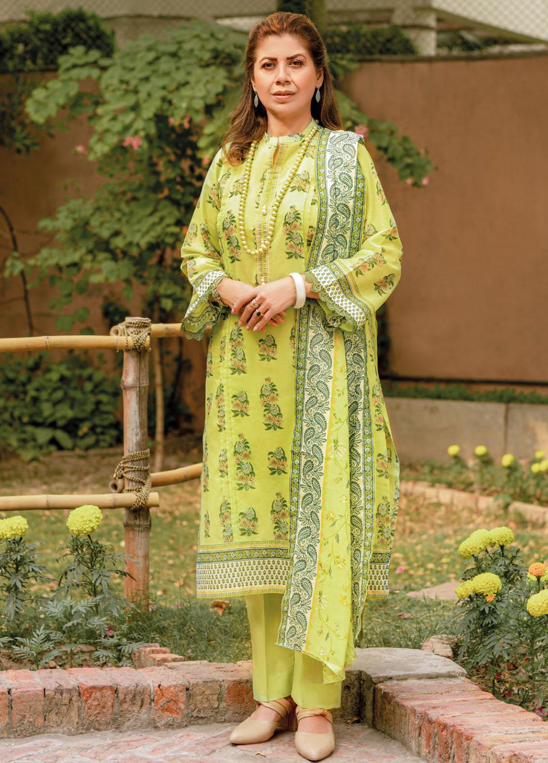 Mother Collection By Gul Ahmed Printed Lawn Suits Unstitched 3 Piece GA23M CL-22237B - Summer Collection