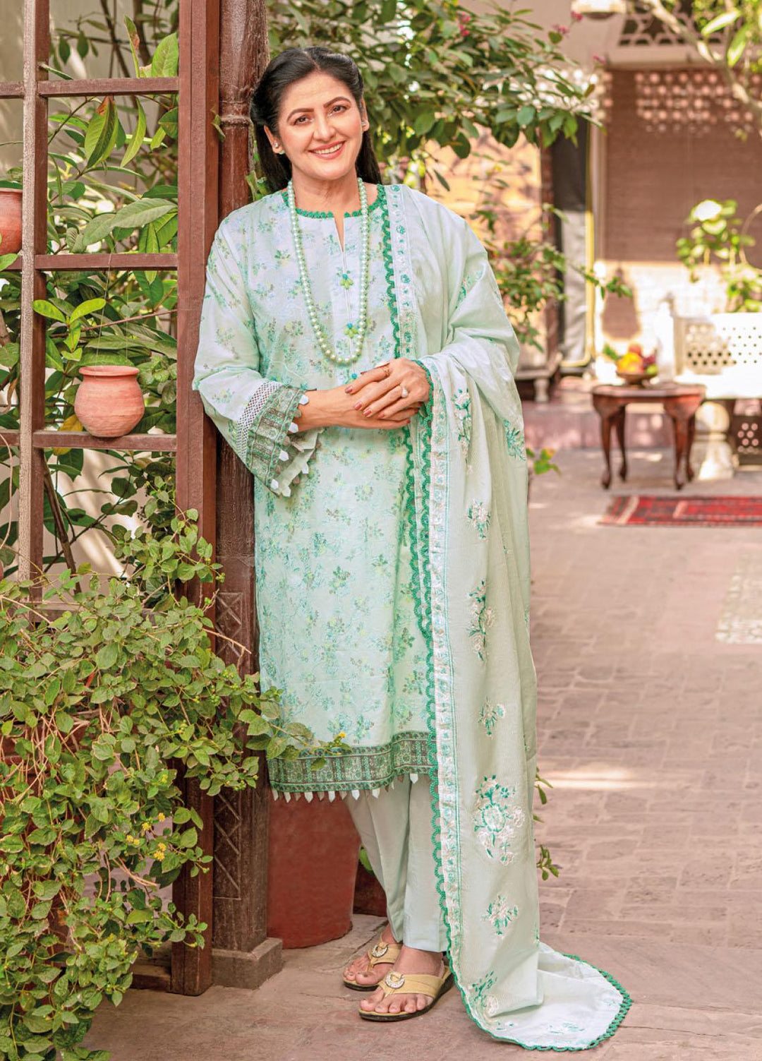 Mother Collection By Gul Ahmed Embroidered Lawn Suits Unstitched 3 Piece GA23M DM-32007 - Summer Collection