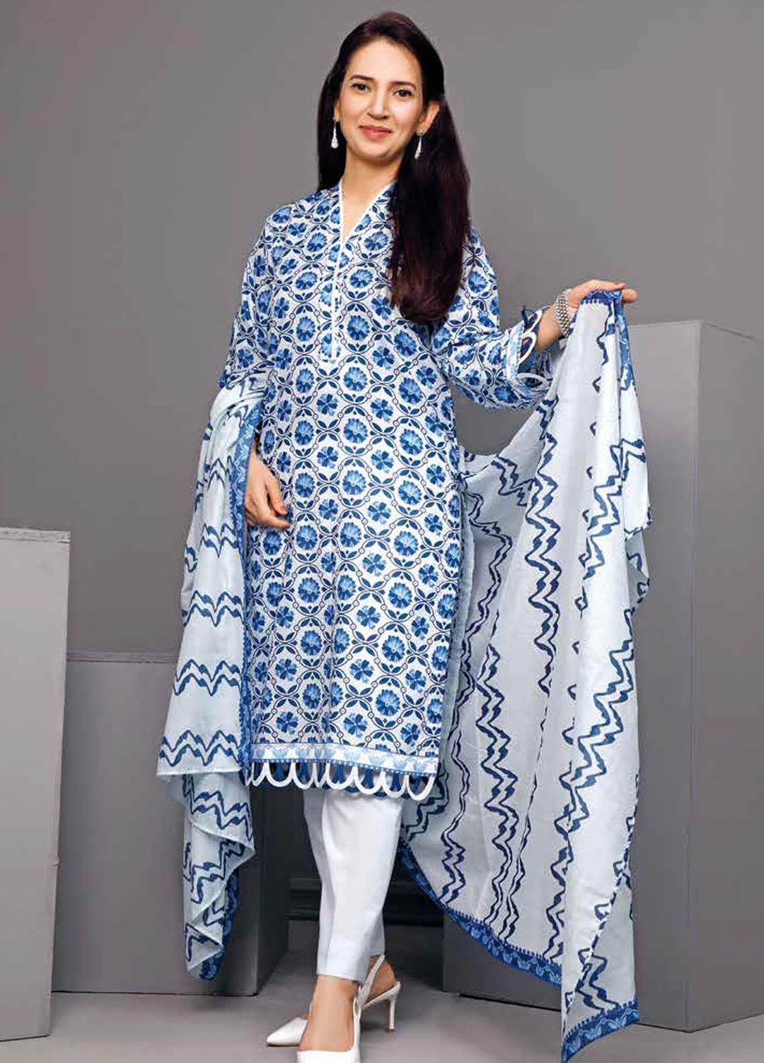 Gul Ahmed Printed Lawn Suits Unstitched 3 Piece GA21M CL-1103 A - Summer Collection