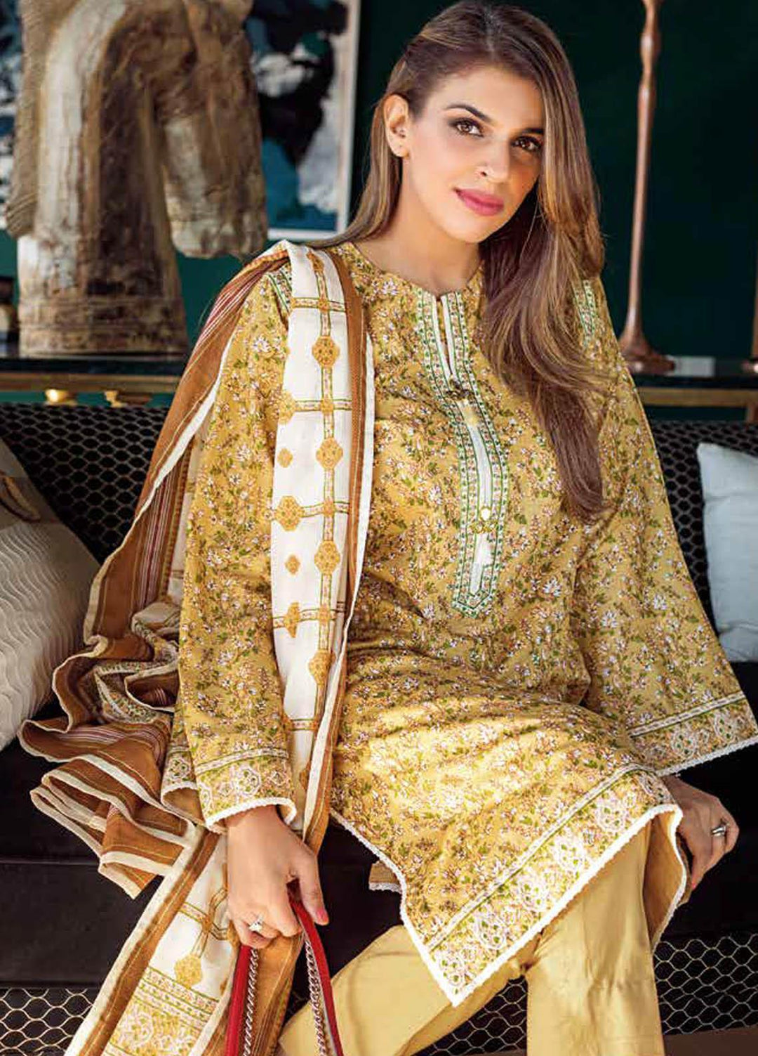 Gul Ahmed Printed Lawn Suits Unstitched 3 Piece GA21M CL-1107 A - Summer Collection