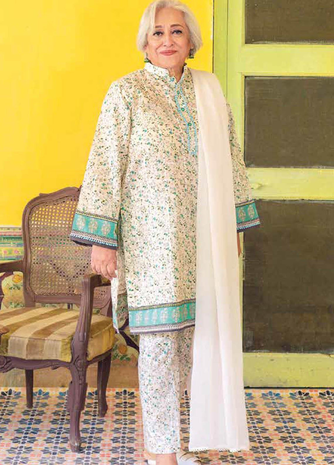 Gul Ahmed Printed Lawn  Unstitched Kurties GA21M SL-913 B - Summer Collection