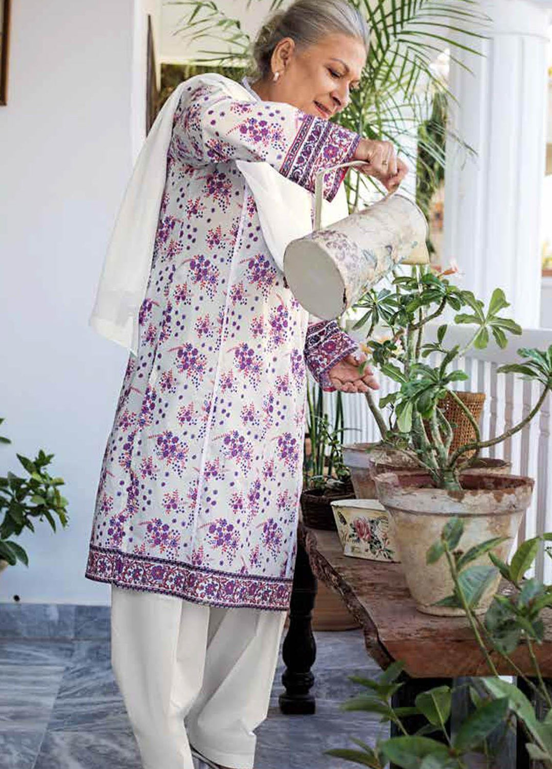 Gul Ahmed Printed Lawn  Unstitched Kurties GA21M SL-915 B - Summer Collection