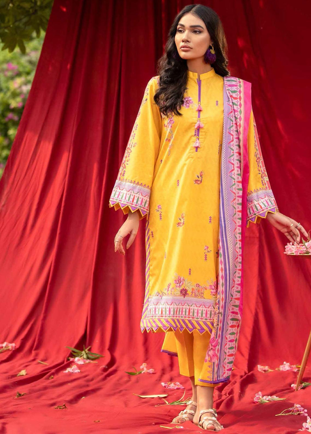 Gul Ahmed Printed Cambric Suits Unstitched 2 Piece GA21PF TCN12009B - Winter Collection