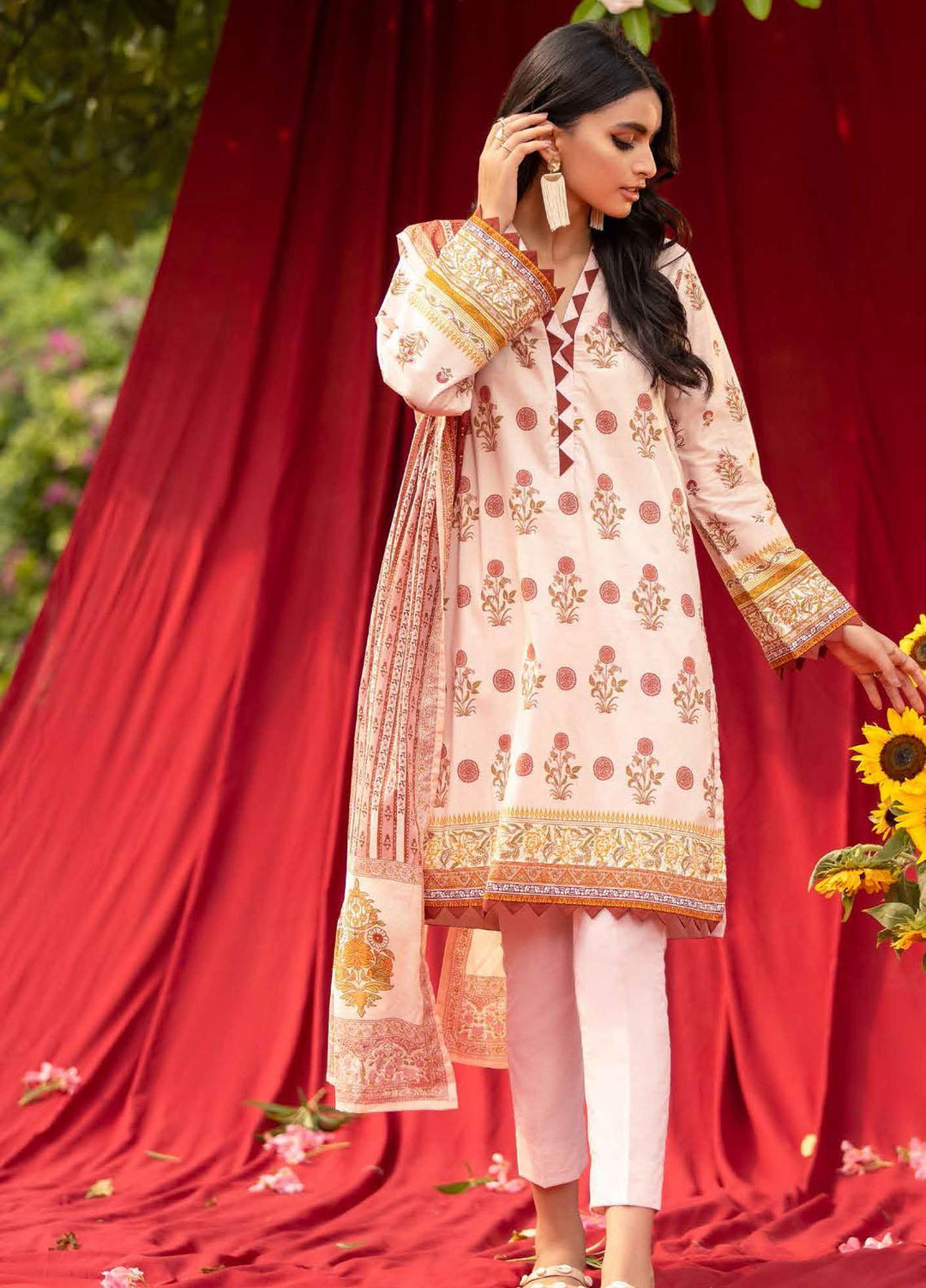 Gul Ahmed Printed Cambric Suits Unstitched 2 Piece GA21PF TCN12014A - Winter Collection