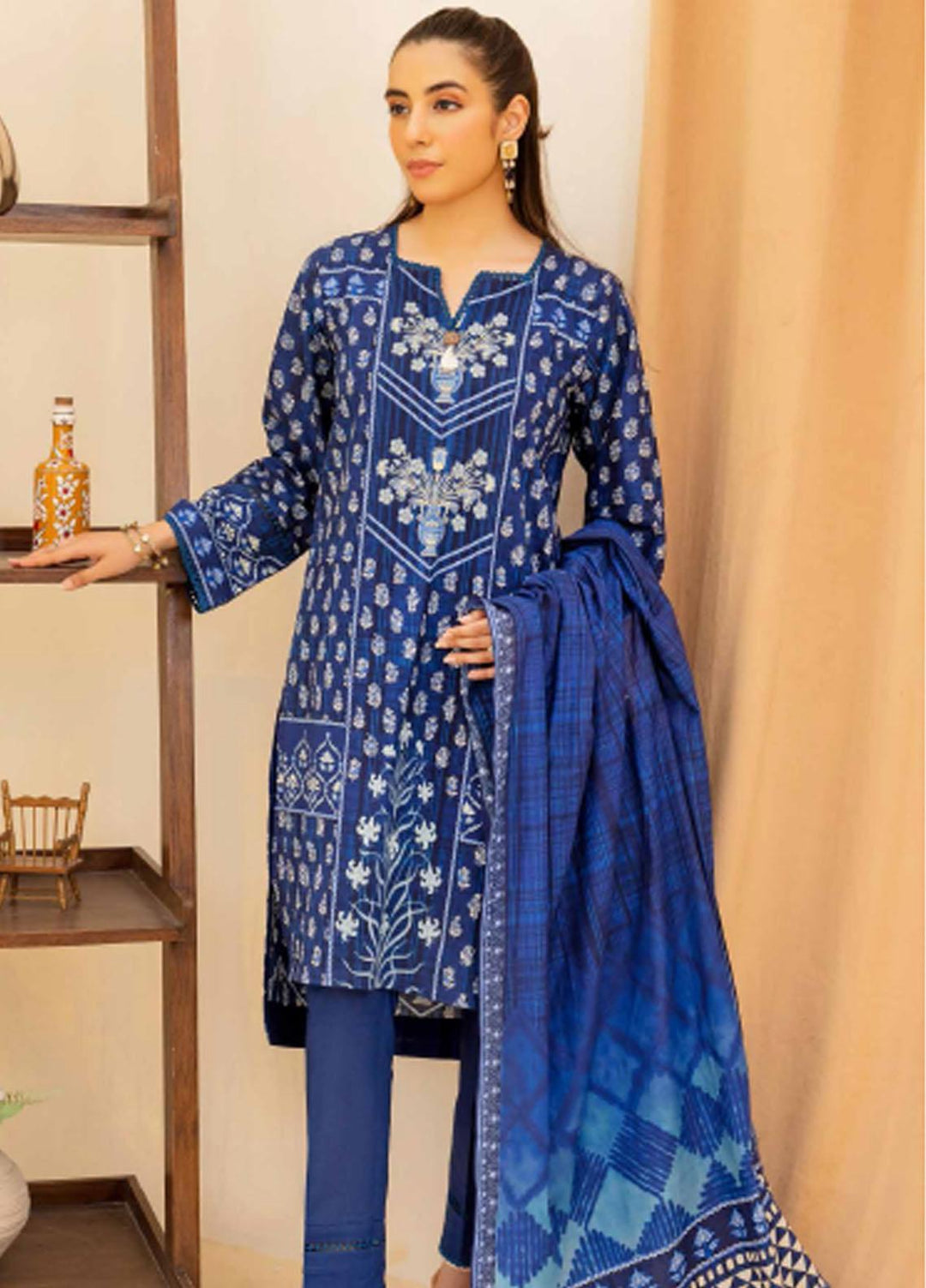 Gul Ahmed Printed Cambric Suits Unstitched 3 Piece GA23PF CBN-32015 - Summer Collection