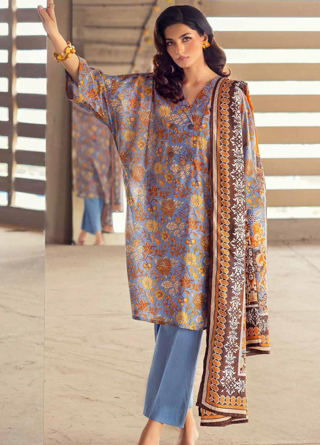Gul Ahmed Printed Cambric Suits Unstitched 3 Piece GA23PF DN-32098A - Summer Collection