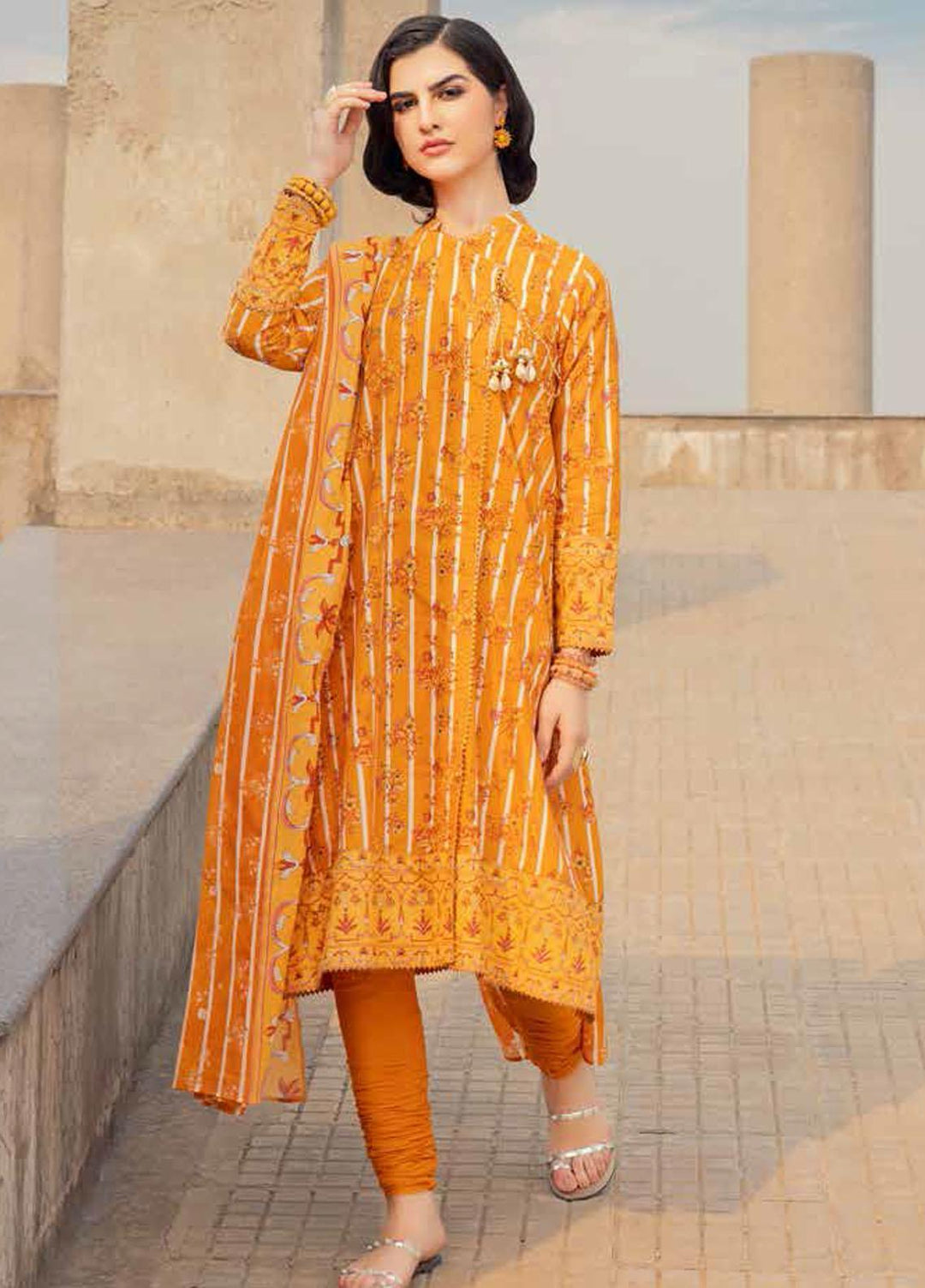 Gul Ahmed Printed Cambric Suits Unstitched 3 Piece GA23PF DN-32099B - Summer Collection