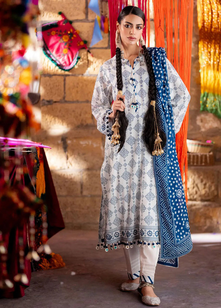 Gul Ahmed Printed Lawn Suits Unstitched 3 Piece GA25CH CL-42316 B - Summer Collection