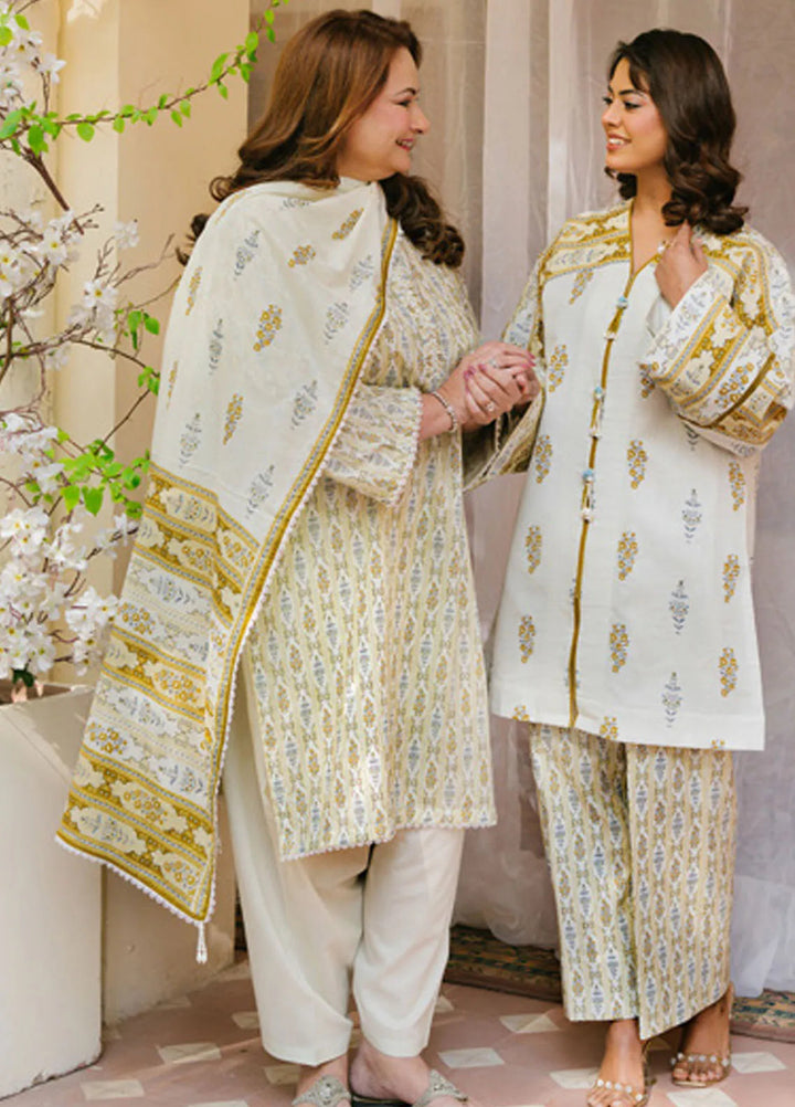 Gul Ahmed Printed Lawn Suits Unstitched 3 Piece GA25TM CL-52414 - Summer Collection