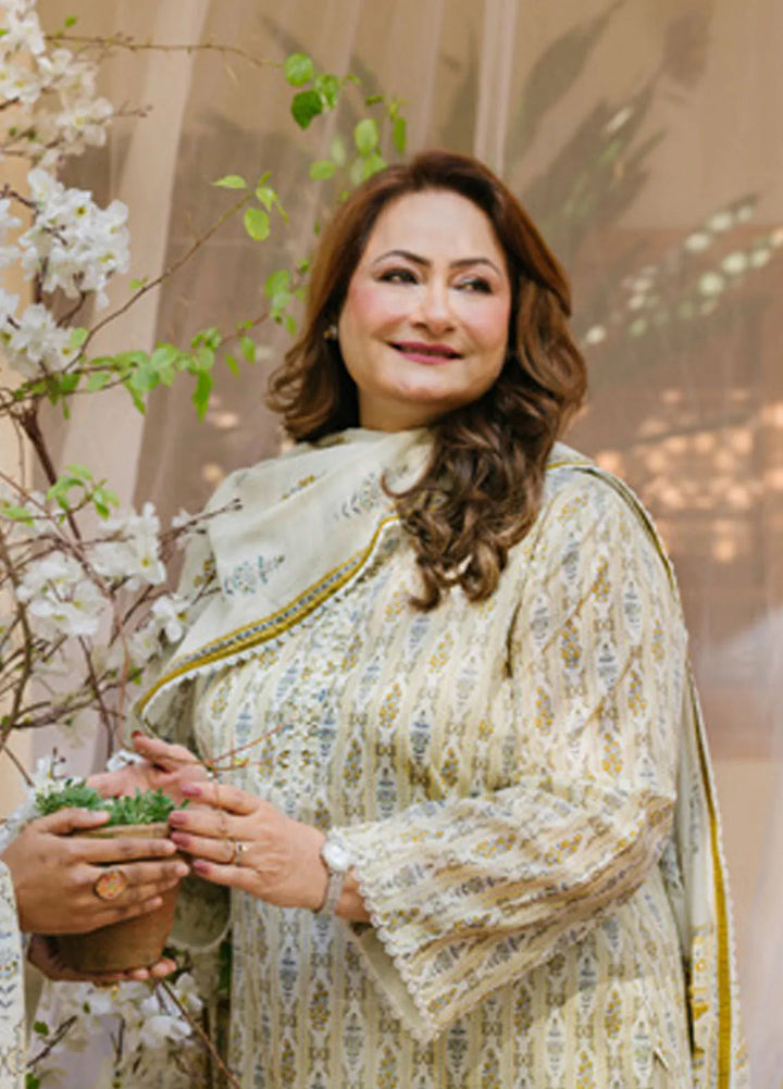 Gul Ahmed Printed Lawn Suits Unstitched 3 Piece GA25TM CL-52414 - Summer Collection