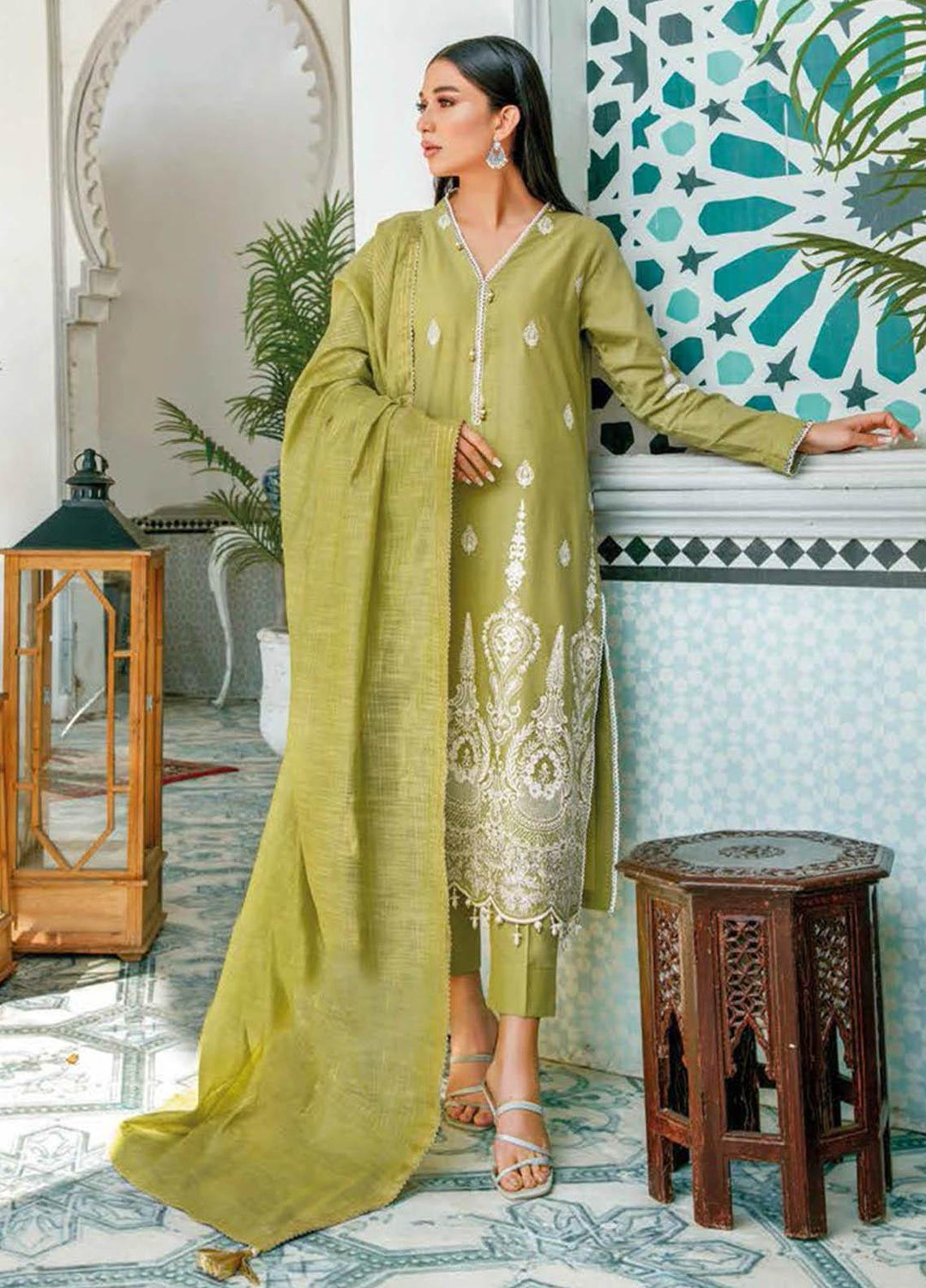 Gul Ahmed Embroidered Lawn Suits Unstitched 3 Piece GA23PS MJ-32040 - Summer Collection