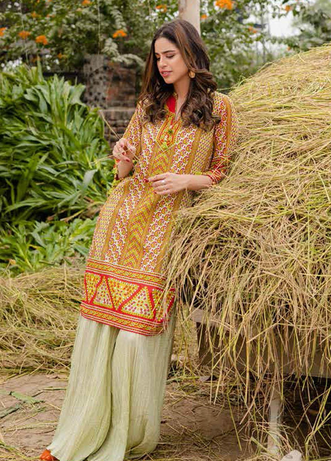 Gul Ahmed Printed Lawn Unstitched Kurties GA21VG SL 873-B - Summer Collection