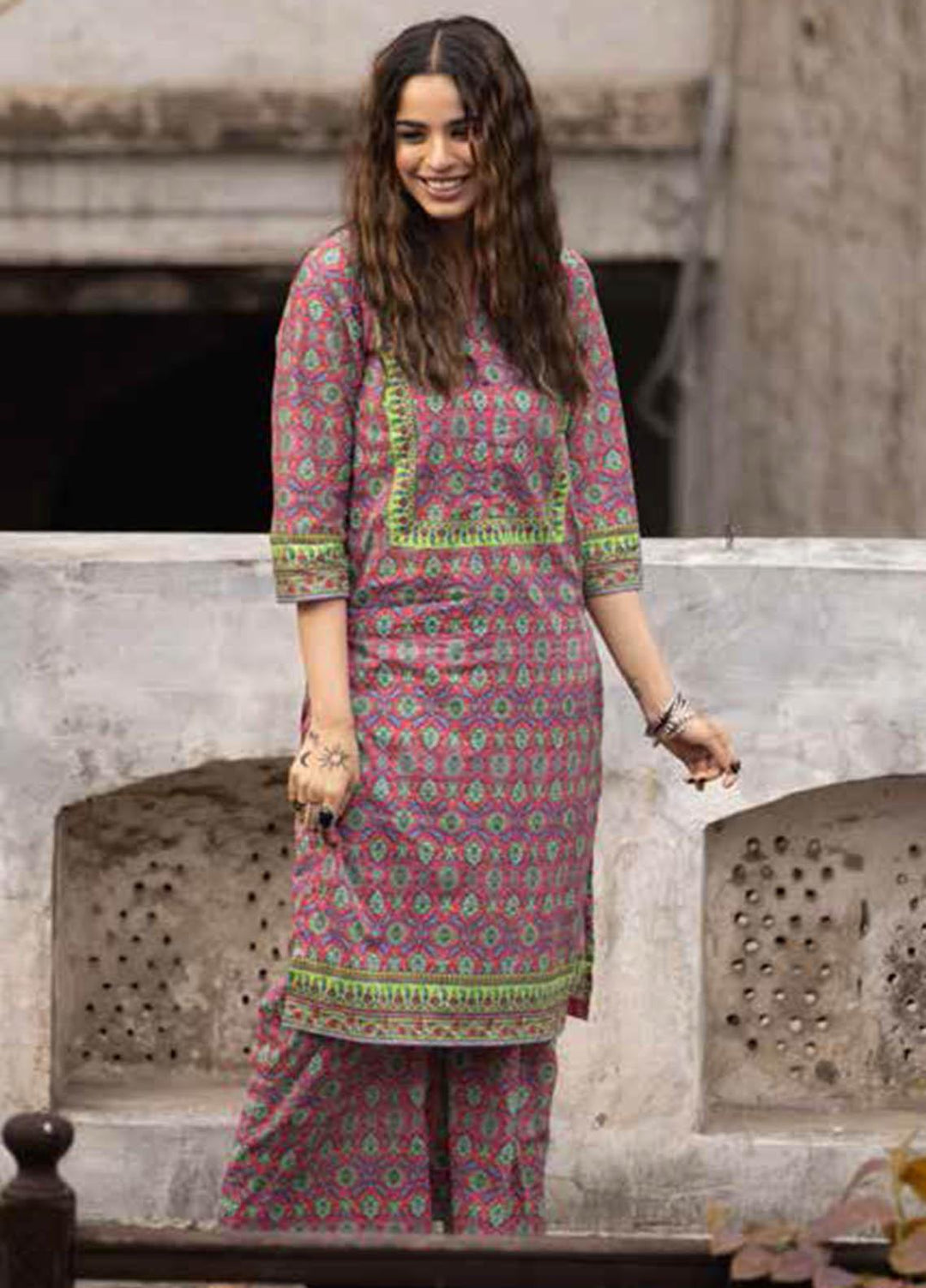 Gul Ahmed Printed Lawn  Unstitched Kurties GA21VG SL 953-B - Summer Collection