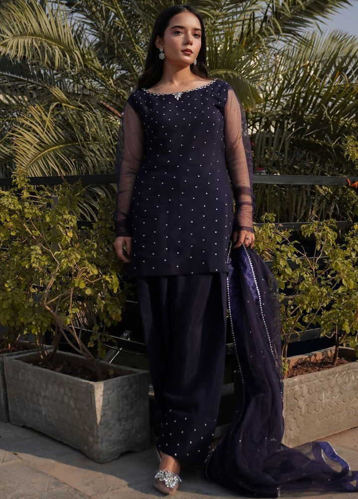 Hanim Pret Embroidered Silk 3 Piece Suit Mirha