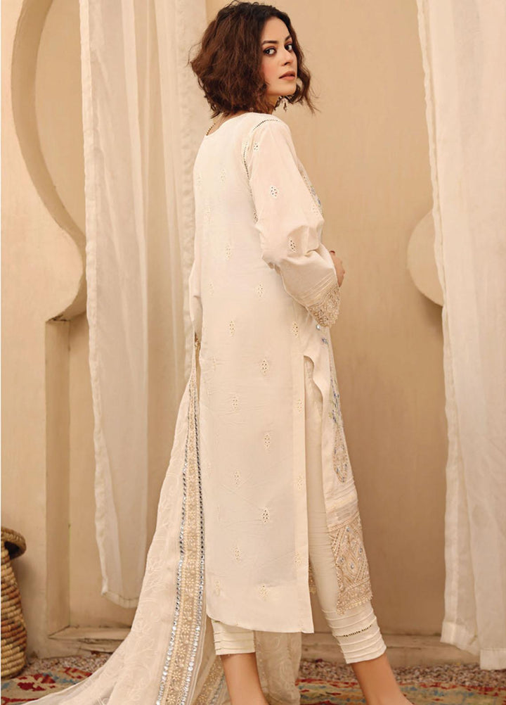 Hazoori Baagh By Humdum Embroidered Lawn Suits Unstitched 3 Piece HD23HB D-6 - Summer Collection