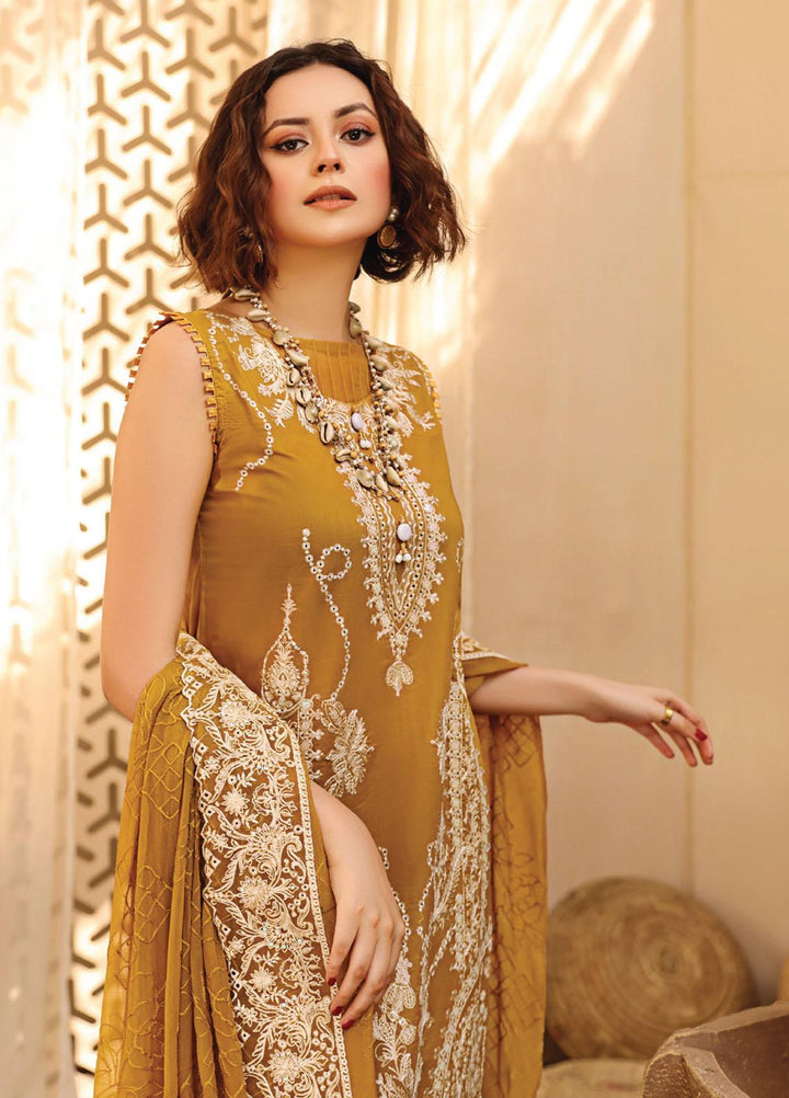 Hazoori Baagh By Humdum Embroidered Lawn Suits Unstitched 3 Piece HD23HB D-7 - Summer Collection