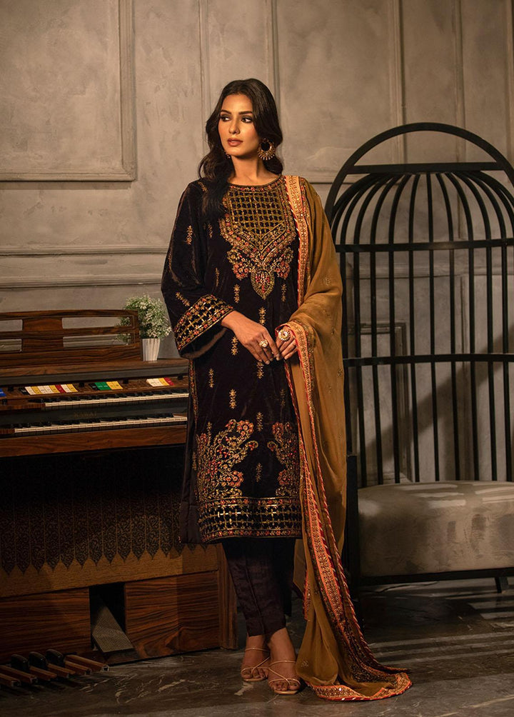Heer By Noorma Kaamal Embroidered Velvet Suits Unstitched 3 Piece NK22H NK-V-03 - Luxury Collection