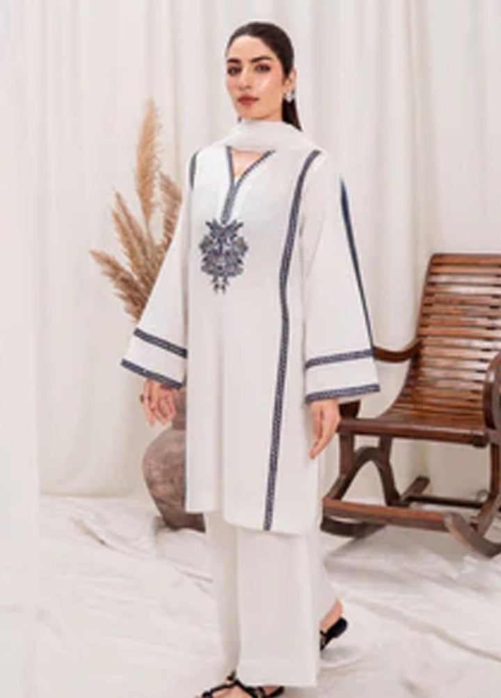 HEM Pret Embroidered Lawn 3 Piece Suit Snowflake