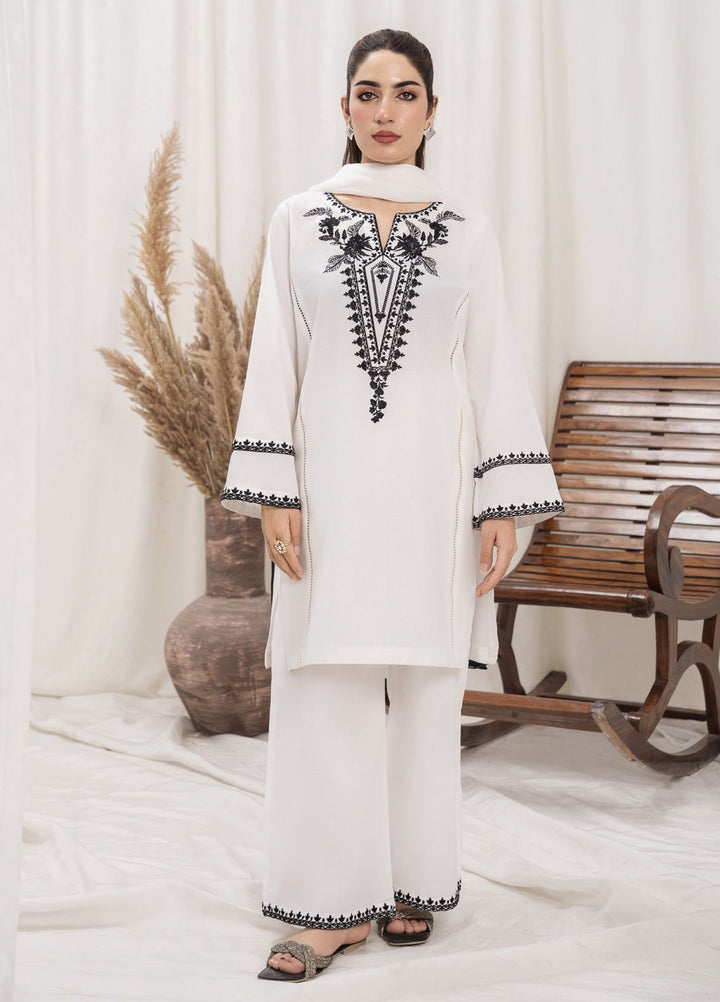 HEM Pret Embroidered Lawn 3 Piece Suit Zebra