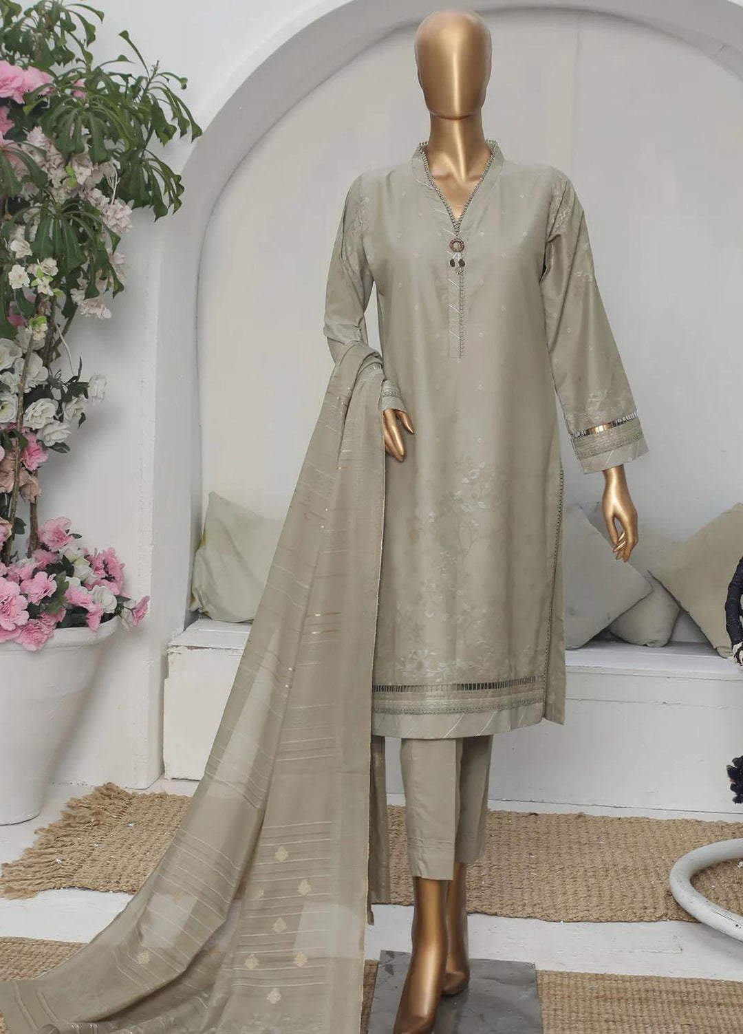 HZ Textiles Printed Jacquard Suits Unstitched 3 Piece HZ23VC VJ-04 - Winter Collection