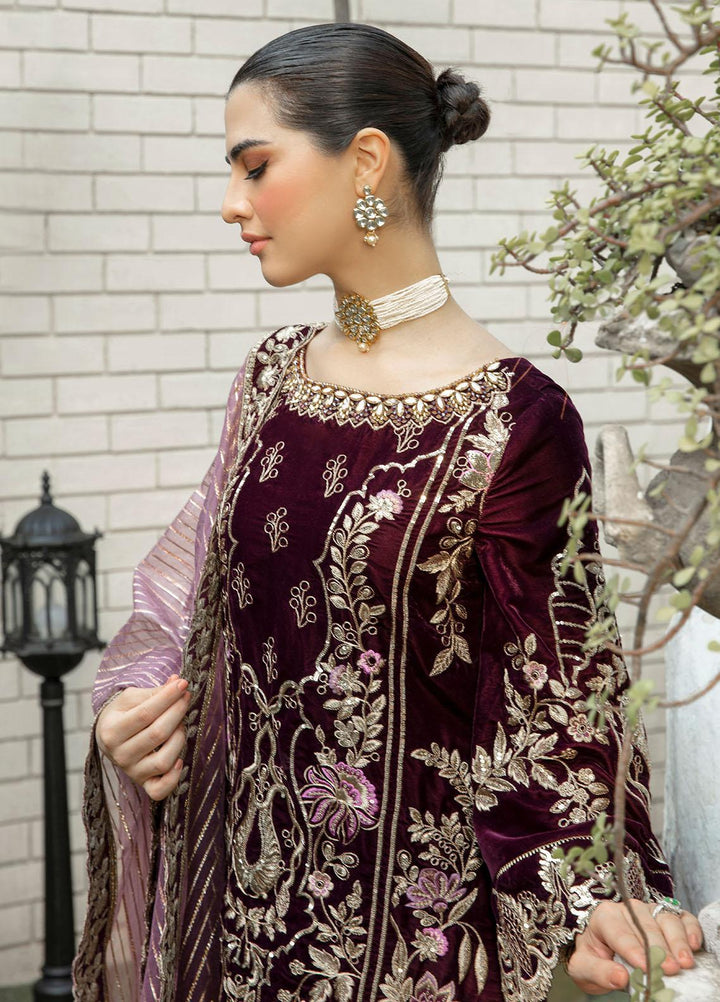 De Velour By Imrozia Premium Embroidered Velvet Suits Unstitched 3 Piece IMP22DV I.V-13 Charoite - Luxury Collection
