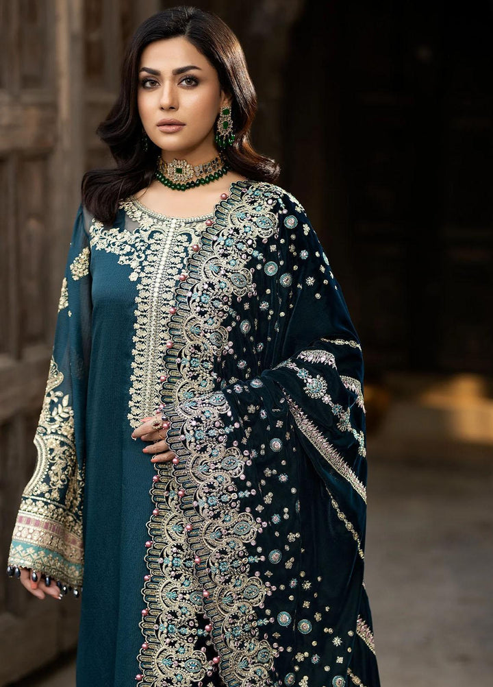 Imrozia Premium Embroidered Velvet Shawl I.S.S-03 - Women Shawls