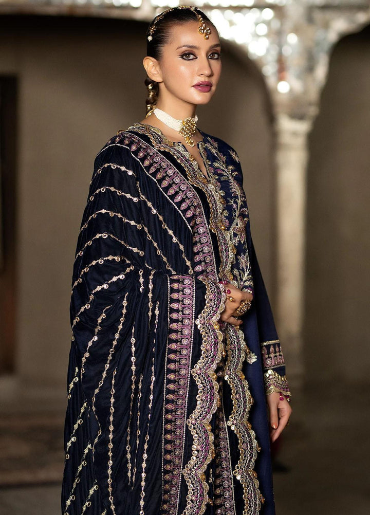 Imrozia Premium Embroidered Velvet Shawl I.S.S-07 - Women Shawls