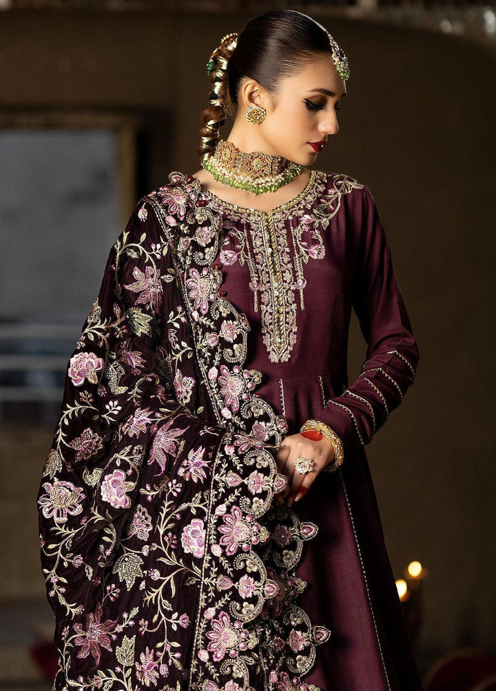 Imrozia Premium Embroidered Velvet Shawl I.S.S-08 - Women Shawls